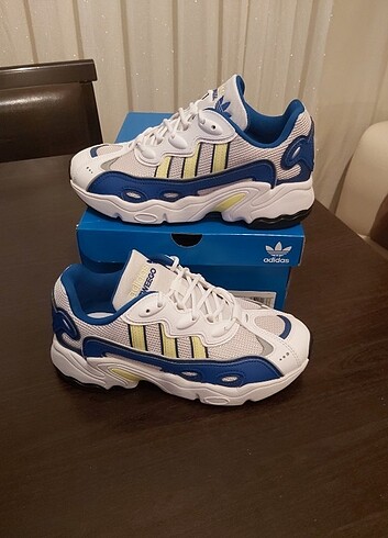 adidas OZWEEGO bayan spor ayakkabı
