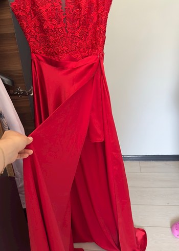 Abiye Dantel Detaylı Kırmızı Midi uzun Abiye Elbise