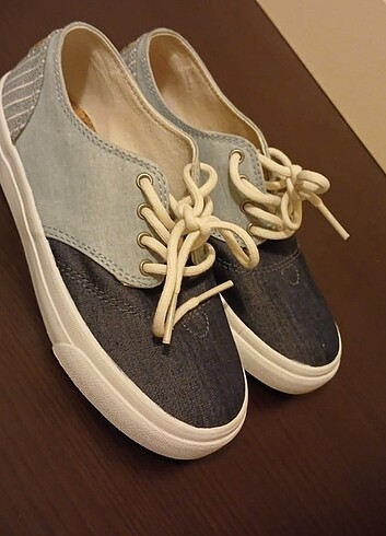 28 Beden Sepatu Ayakkabı Zara Kids