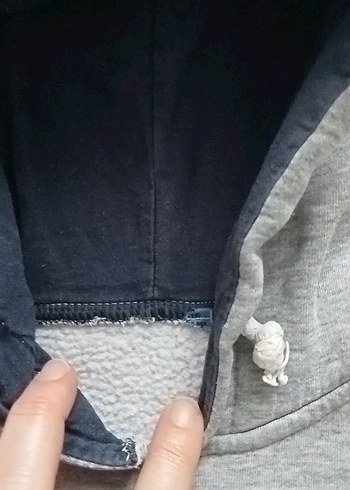 erkek çocuk kapşonlu sweatshirt 6"7 yas - Görsel 2