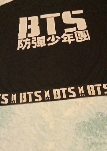 m Beden BTS Baskılı Siyah kadinTişörtü