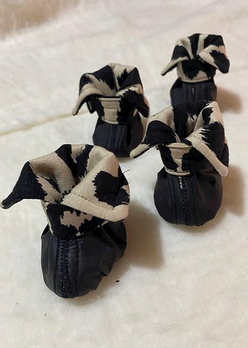 Siyah Zebra Desenli su geçirmez köpek ayakkabısi - Görsel 2