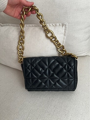 Zara zincirli el çantası