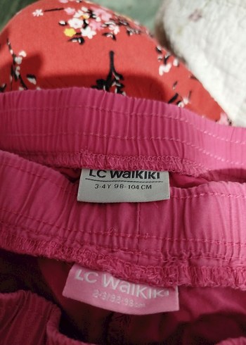 Düğmeli Pembe Kız Çocuk Şortları 2/3.3/4 yaşları - Görsel 2