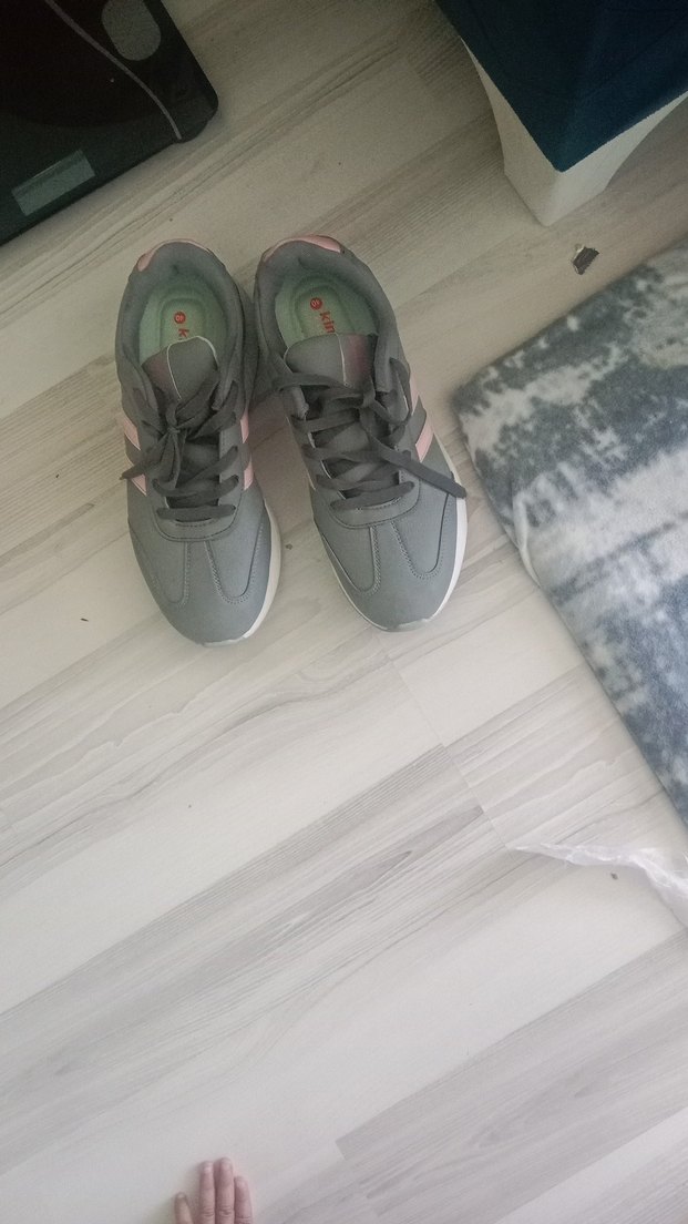 Gri Bağcıklı Kadın Spor Ayakkabısı - Görsel 2