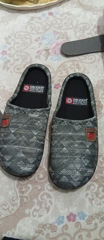 Gezer halı terliği 