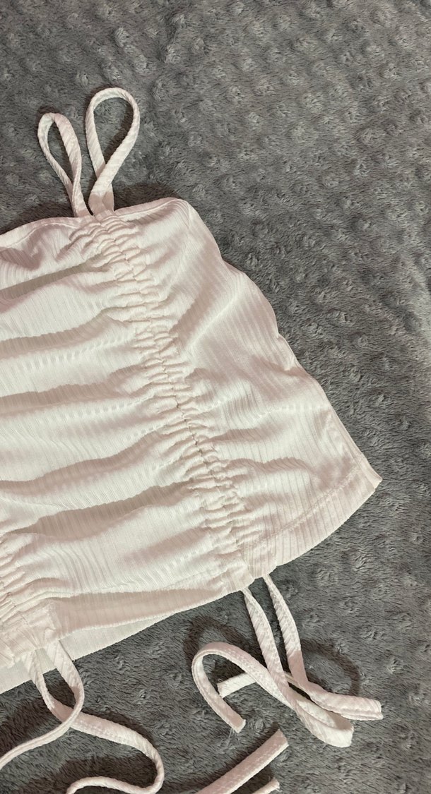 Beyaz Pilili Mini Crop - Görsel 2