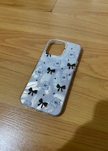 Beyaz Fiyonklu Ayıcık Desenli Telefon Kılıfı 16 pro max