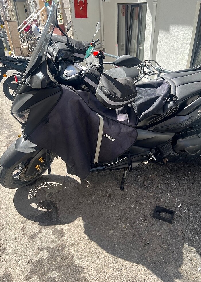 Orjinal yamaha xmax diz örtüsü apron - Görsel 2