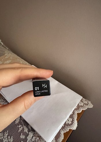 KIKO Uzun Süre Kalıcı Göz Farı Çubuğu - Görsel 2