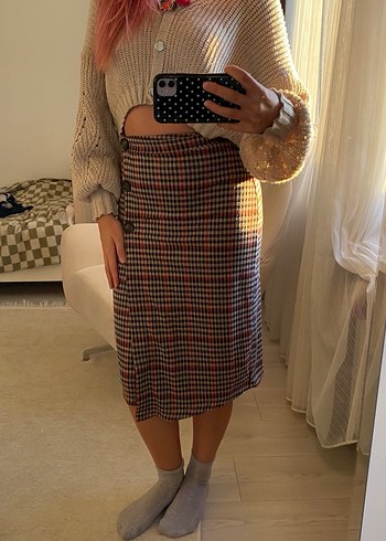 s Beden Pull&Bear Kahverengi Ekose Triko Midi Etek
