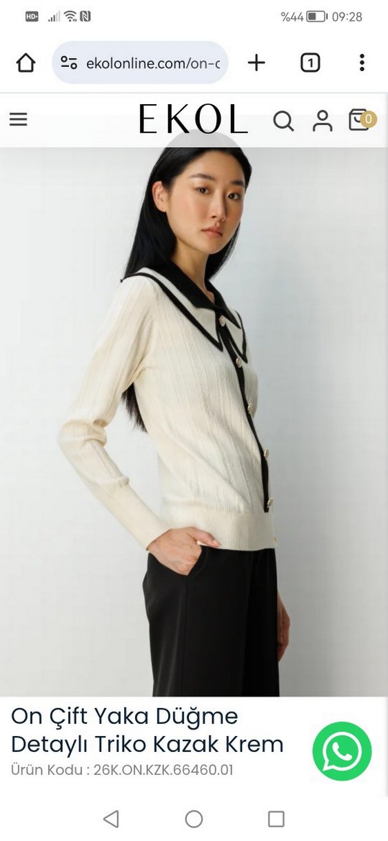 Ekol Düğmeli Siyah-Beyaz kazak - Görsel 3