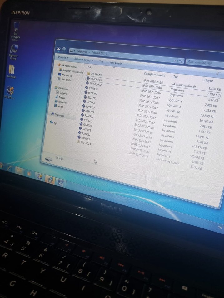 Siyah Dell Inspiron Dizüstü Bilgisayar - Görsel 3