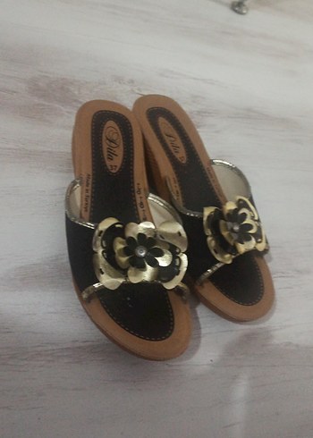 Kahverengi Tokalı Kadın Dolgu Topuk Terlik - Görsel 2