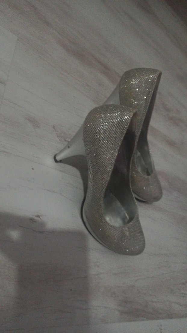 Gümüş Simli  İnce Topuklu Kadın Ayakkabı - Görsel 2