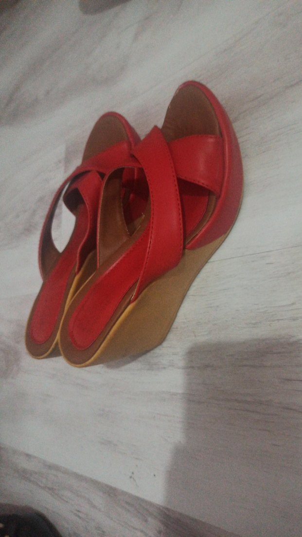 Kırmızı Dolgu Topuklu Kadın Sandalet - Görsel 2