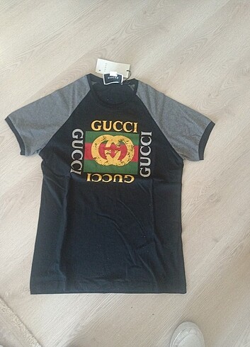 m Beden Gucci erkek t-shirt giyilmemiş sıfır üründür!!