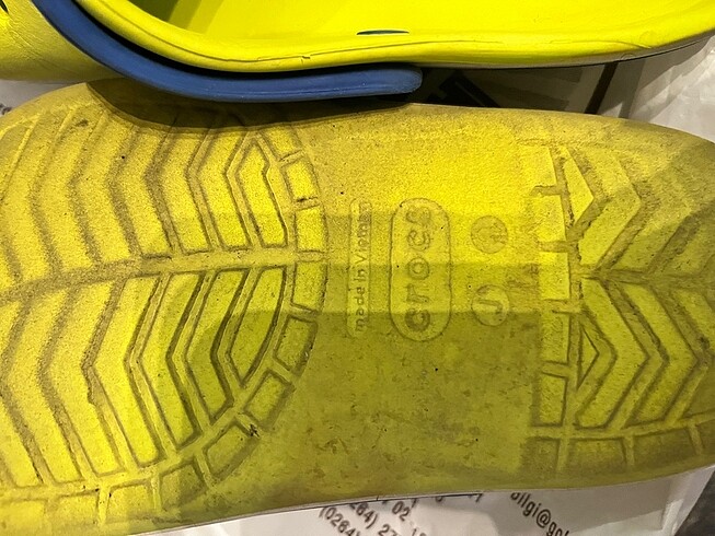 34 Beden sarı Renk Crocs J3 numara terlik