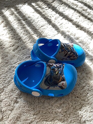 Erkek çocuk crocs