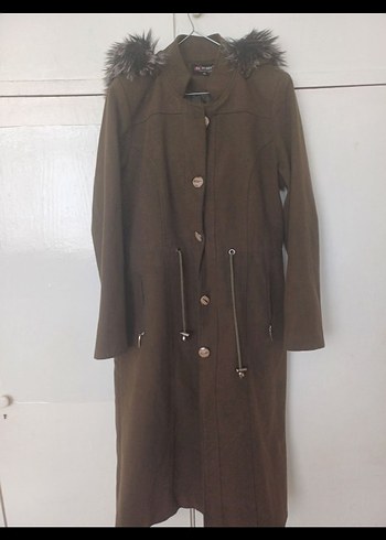 Kürk Detaylı Uzun Kahverengi Kadın Kaban - Görsel 6