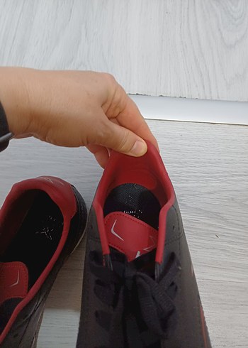 Siyah Erkek Futbol Ayakkabısı Velcro Detaylı - Görsel 3