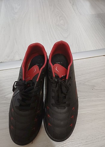 Siyah Erkek Futbol Ayakkabısı Velcro Detaylı - Görsel 2