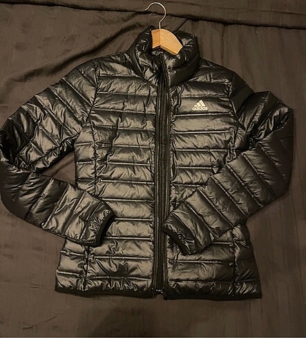 Adidas mont