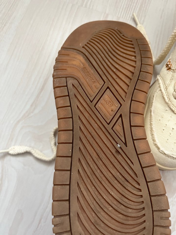 Unisex Beyaz Nakışlı Bağcıklı Spor Ayakkabı - Görsel 5