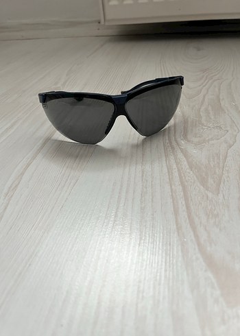 Şeffaf Gri  Güneş Gözlüğü - Görsel 2