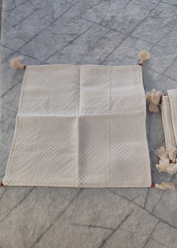 Gri Beyaz Desensiz Dekoratif Yastık - Görsel 2