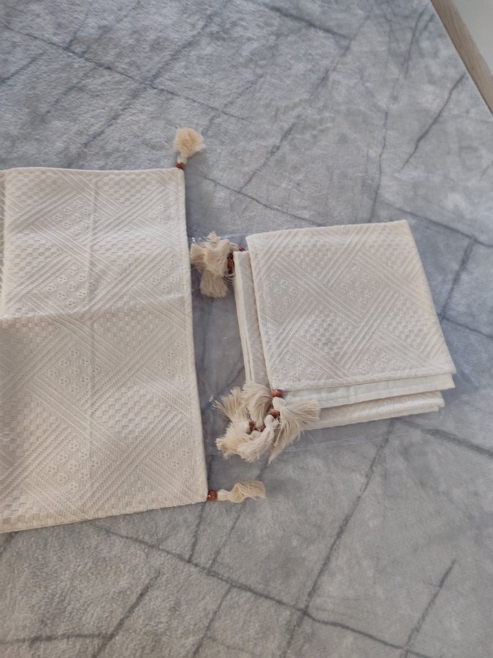 Gri Beyaz Desensiz Dekoratif Yastık - Görsel 3