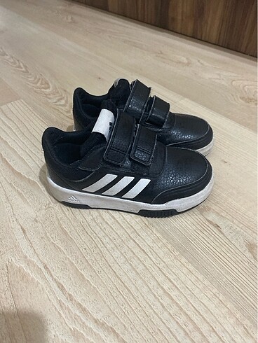 Adidas Spor ayakkabı