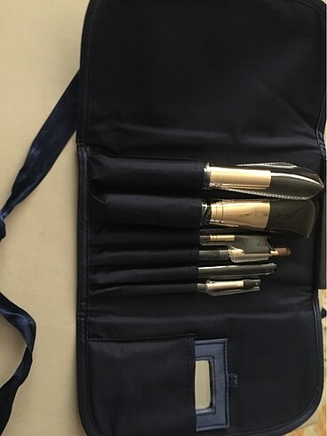 Dior marka makyaj fırça seti