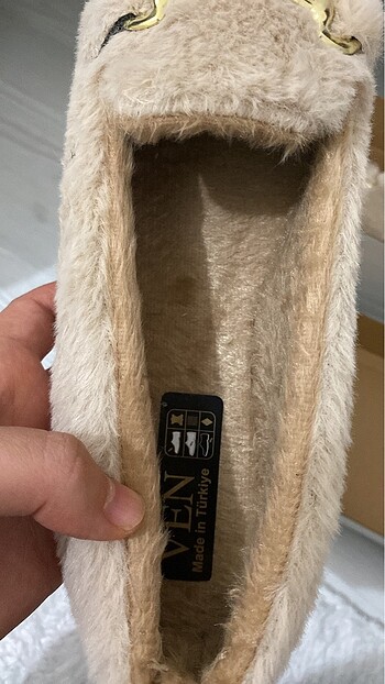 Peluş tüylü puffy babet