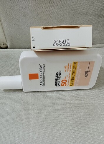 Beden La Roche Posay güneş kremi fondotenli renkli 1 adet