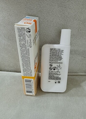 Beden Renk La Roche Posay güneş kremi fondotenli renkli 1 adet