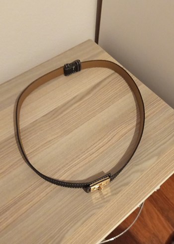 Altın Tokalı Siyah Deri Kadın Kemer - Görsel 2