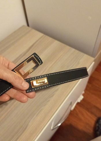 Altın Tokalı Siyah Deri Kadın Kemer - Görsel 5