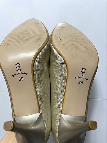 39 Beden Dore stiletto