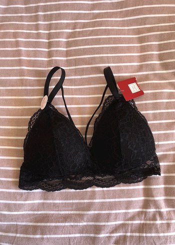 Siyah Dantel Goth Bralet