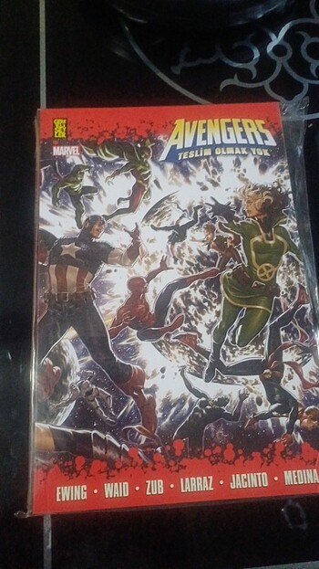 Marvel Avengers Teslim olmak yok