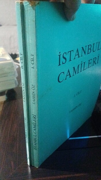 Beden İSTANBUL CAMİLERİ 1.2 CILT