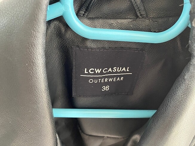 LC Waikiki Siyah deri ceket