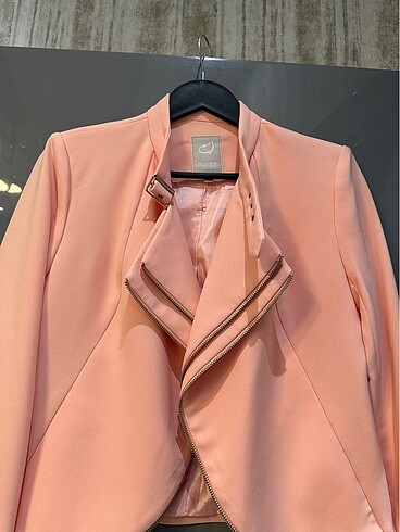 Twist blazer