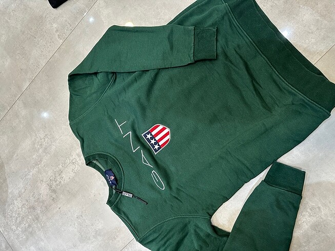 s Beden GANT sweatshirt