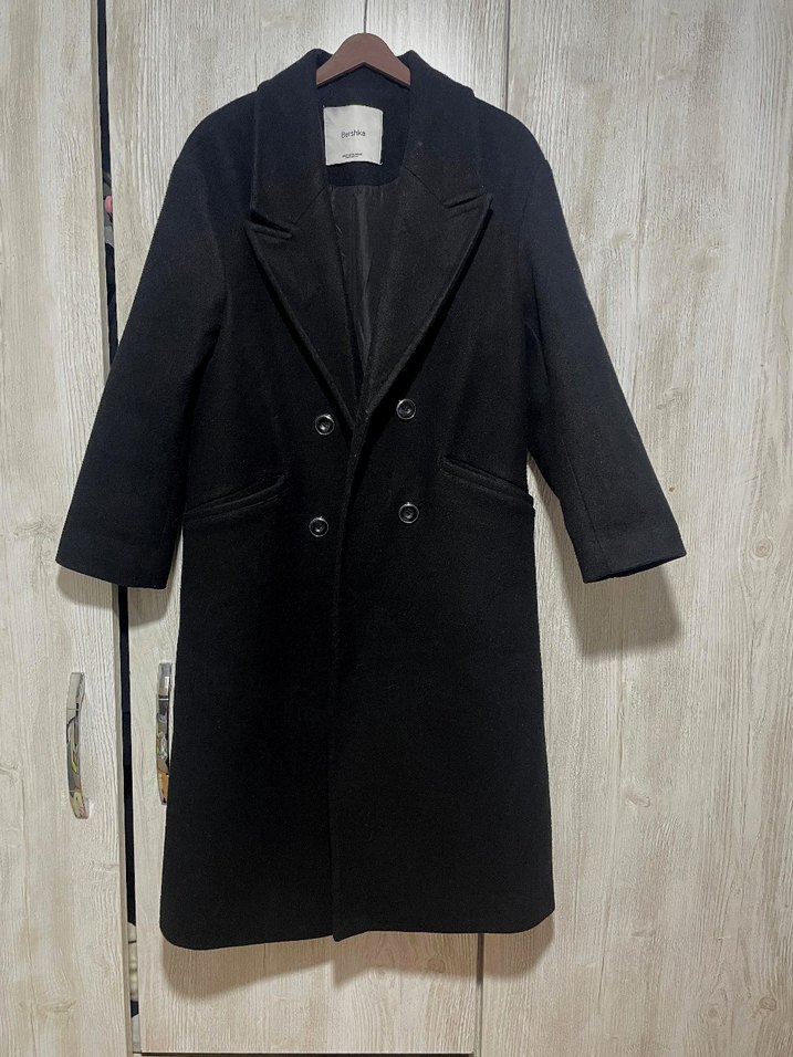 BERSHKA Siyah Çift Düğmeli Uzun Kaban - Görsel 2