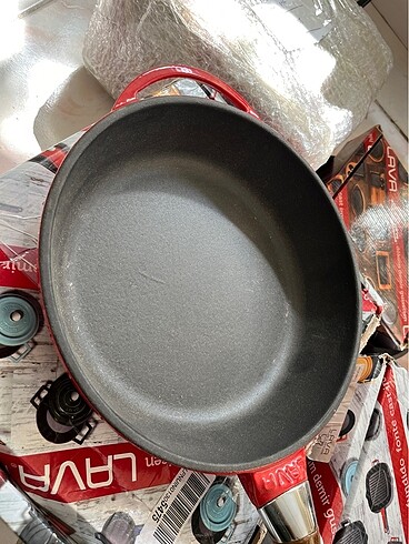 2K 20 cm döküm tava