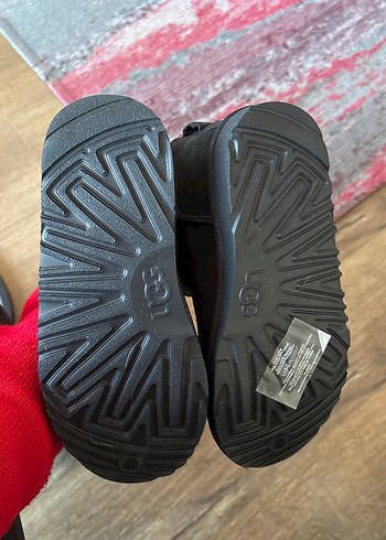 Siyah çocuk Ugg Kürklü Dolgu Topuk Botlar - Görsel 2