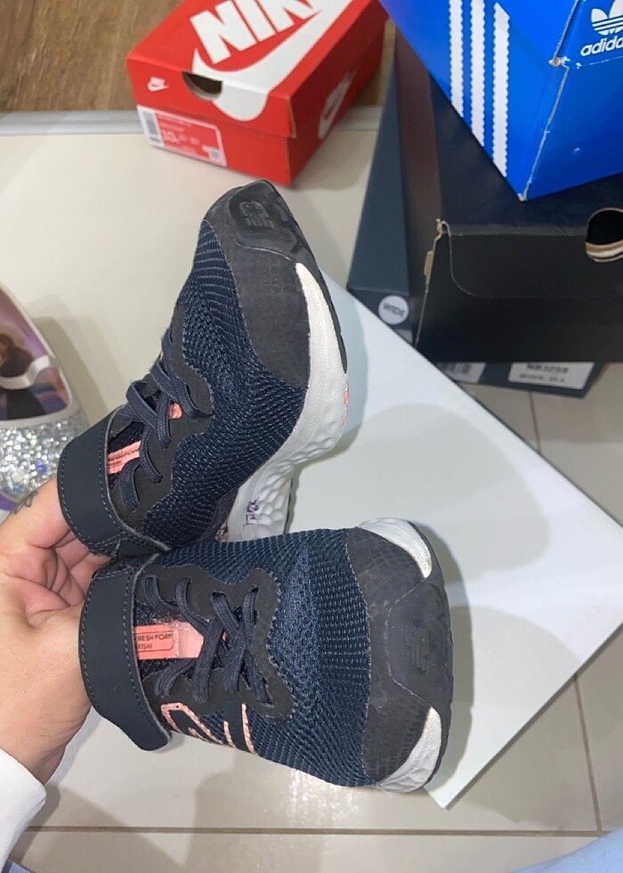 New Balance koşu ayakkabısı - Görsel 3