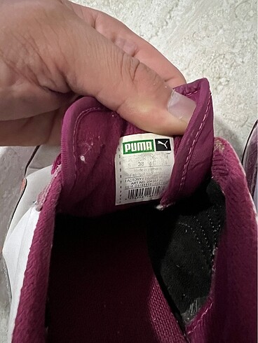 38 Beden bordo Renk Puma spor ayakkabısı